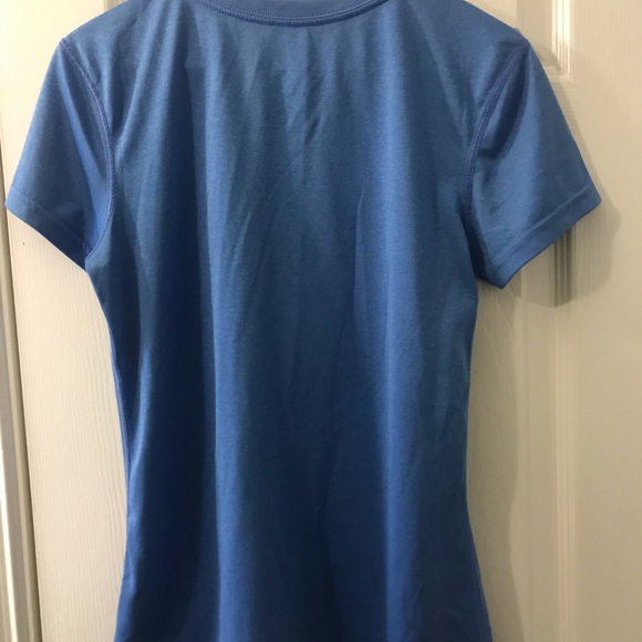 Nike Women’s Dri-Fit top - Picture 3 of 3